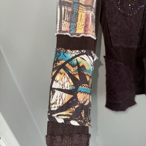 Etoile Du Monde Brown Sheer Long Sleeve Patchwork Sweater Woman Sz 3
Embellished - Picture 8 of 9